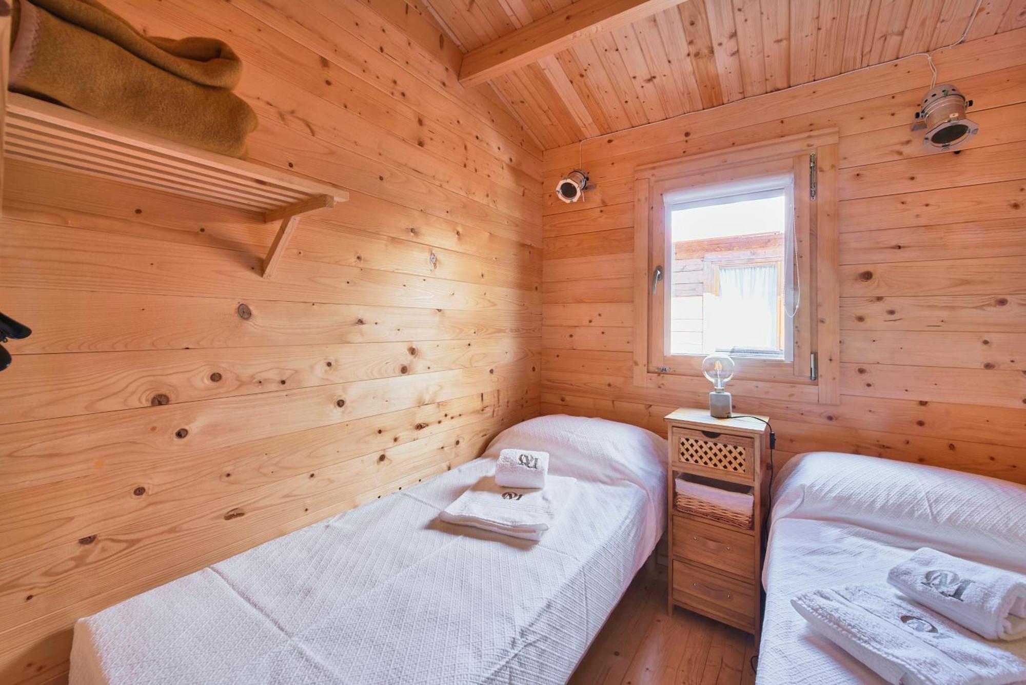 Lakeside Cabin Oasis W/ Ac, By Timecooler مونتارجيل المظهر الخارجي الصورة