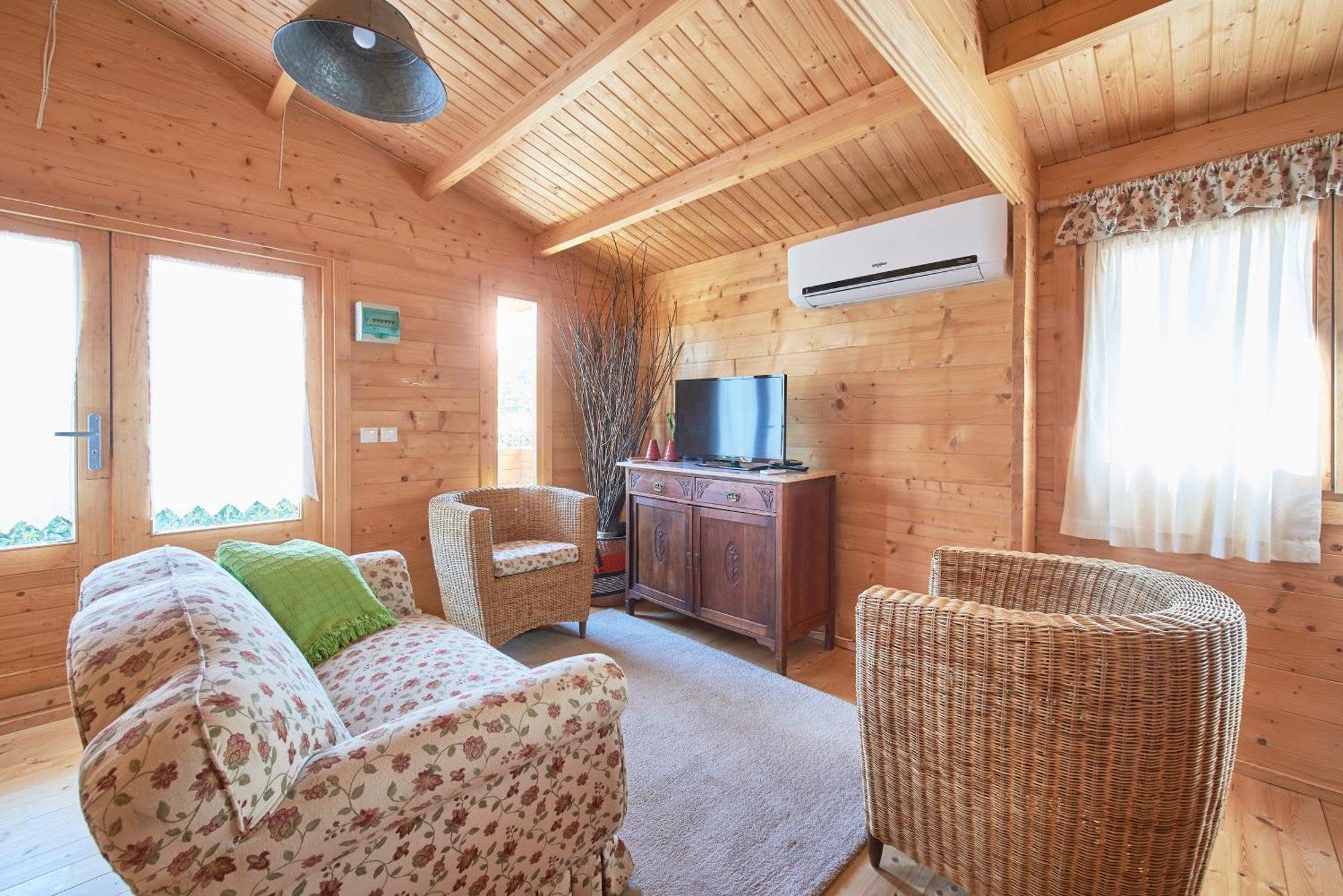 Lakeside Cabin Oasis W/ Ac, By Timecooler مونتارجيل المظهر الخارجي الصورة
