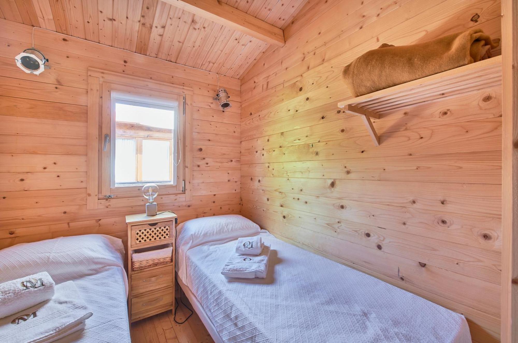 Lakeside Cabin Oasis W/ Ac, By Timecooler مونتارجيل المظهر الخارجي الصورة