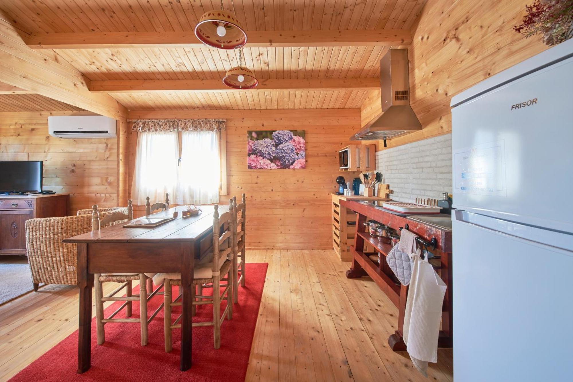 Lakeside Cabin Oasis W/ Ac, By Timecooler مونتارجيل المظهر الخارجي الصورة